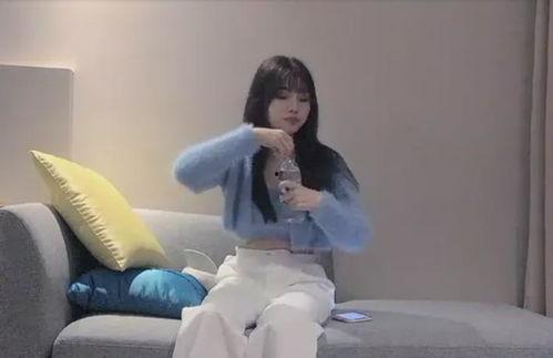 抖音网红张君雅吃瓜图片